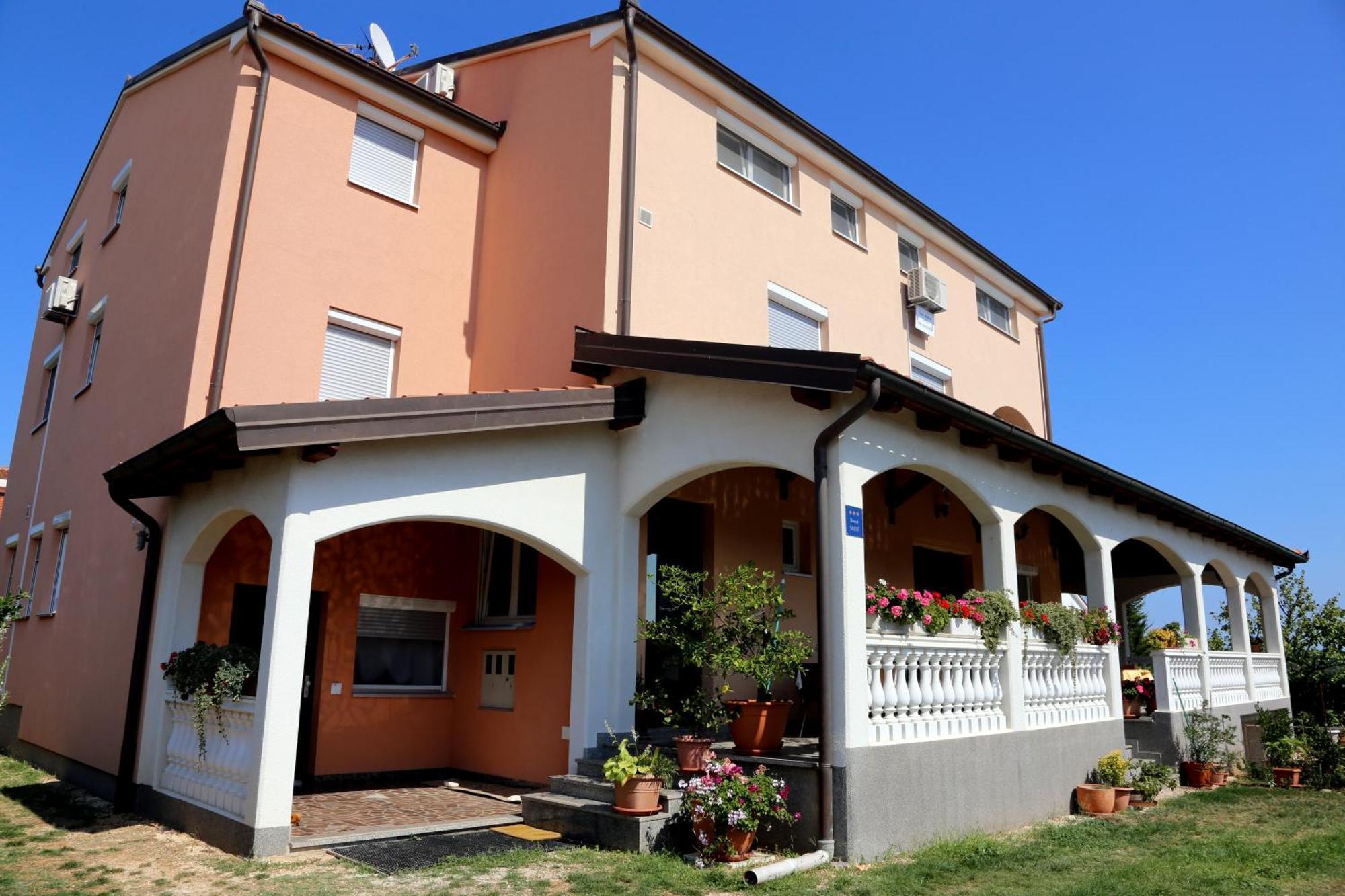 Villa Vera Medulin Exterior photo